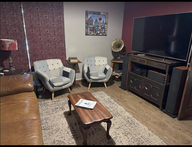 4 BEDROOM HOUSE FOR SALE IN ELDO MANOR